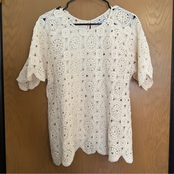 All At Once Crochet Top. Size Large. - Picture 2 of 5